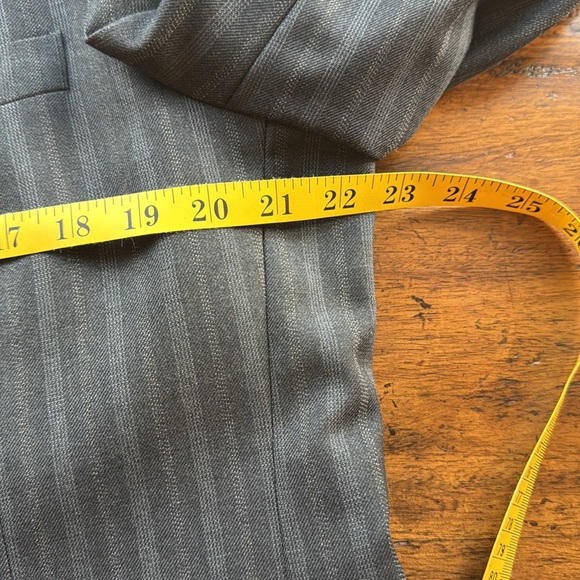 Bespoke Black Pinstripe Men's Suit
Check measurements in photos - Picture 16 of 17